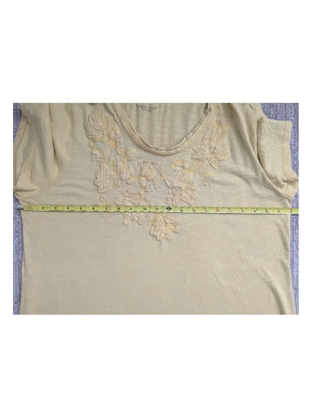 Coldwater Creek Lovely Soft Yellow Floral Embroidered T-Shirt Large